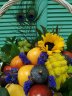 Корзина с экзотическими фруктами "Хвост Павлина"