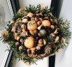 Букет из сухофруктов, орехов, мандаринов и хурмы